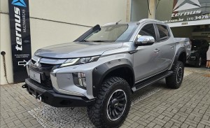 MITSUBISHI L200 TRITON 2.4 16V Turbo Sport Hpe-s CD 4X4 2022/2023